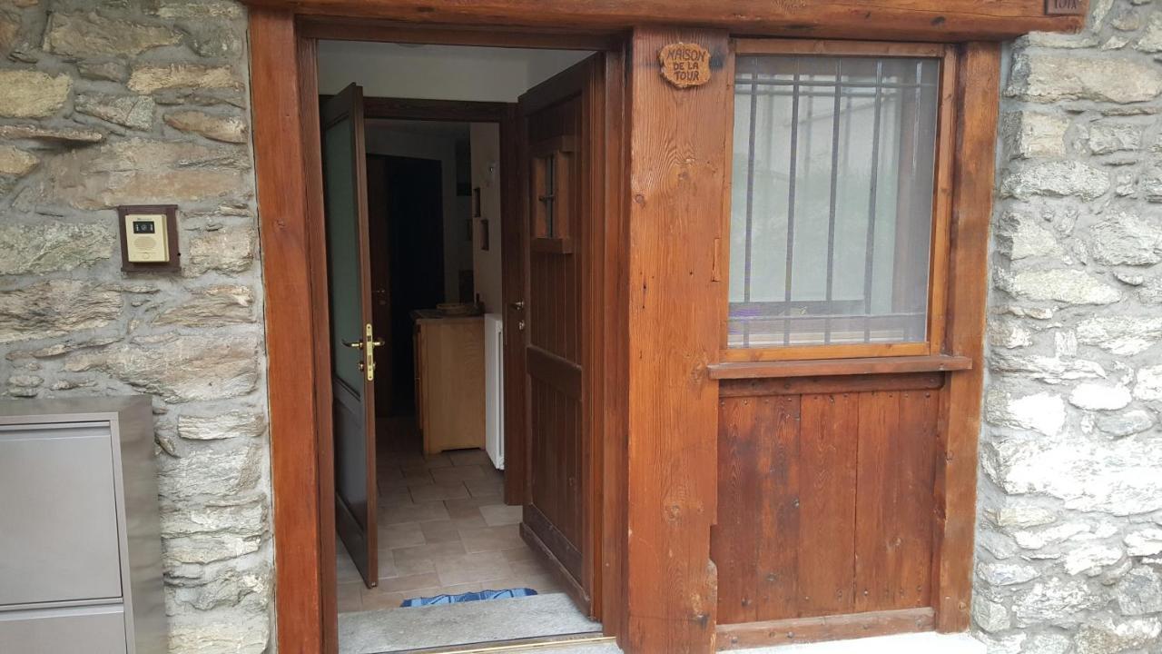 Ferienwohnung La Tour Gignod Exterior foto